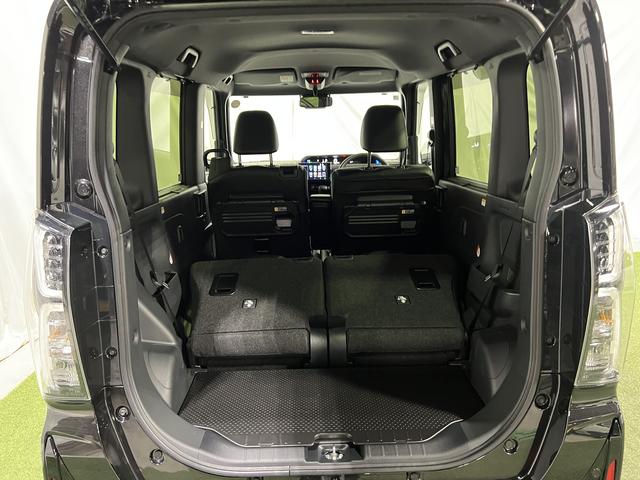 タント カスタムＸ　認定中古車　ＣＶＴ　９インチディスプレイオーディオ　バックカメラ　キーフリーシステム　ステアリングスイッチ　両側パワースライドドア　助手席側ピラーレス（8枚目）