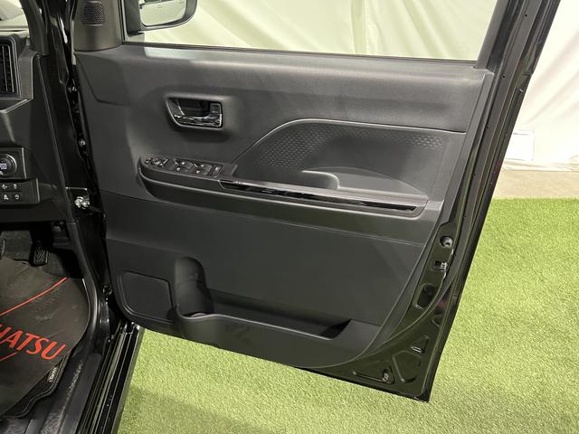 タント カスタムＸ　認定中古車　ＣＶＴ　９インチディスプレイオーディオ　バックカメラ　キーフリーシステム　ステアリングスイッチ　両側パワースライドドア　助手席側ピラーレス（22枚目）