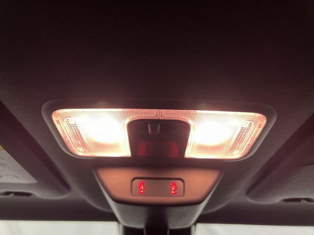 タント カスタムＸ　認定中古車　ＣＶＴ　９インチディスプレイオーディオ　バックカメラ　キーフリーシステム　ステアリングスイッチ　両側パワースライドドア　助手席側ピラーレス（28枚目）