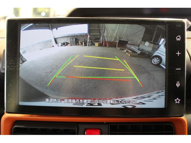 ファンクロス　ディスプレイオーディオ　バックカメラ　両側パワースライドドア　コーナーセンサー　電動パーキングブレーキ　プッシュボタンスタート　運転席・助手席シートヒーター(10枚目)
