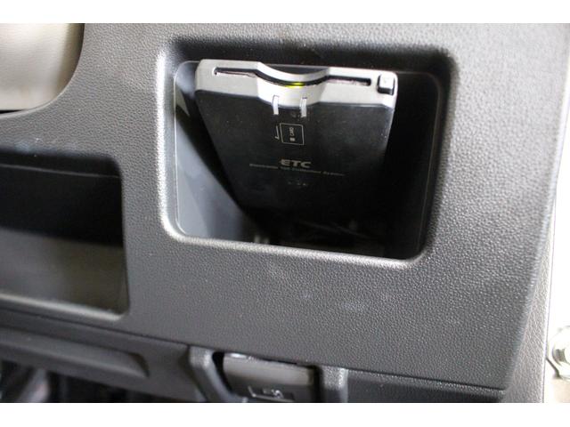 ムーヴキャンバス Ｇメイクアップ　ＳＡＩＩＩ　７インチナビ　全方位カメラ　ドライブレコーダー　ＥＴＣ　両側パワースライドドア　プッシュボタンスタート　ＬＥＤヘッドライト　オートライト（11枚目）