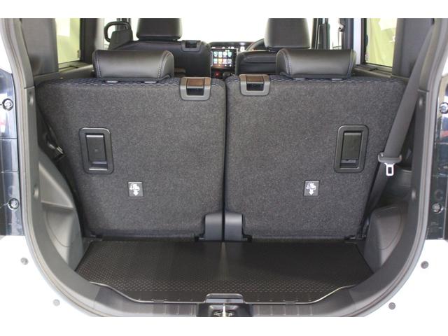 ちょっとした荷物の積み込みなら十分な広さです。
