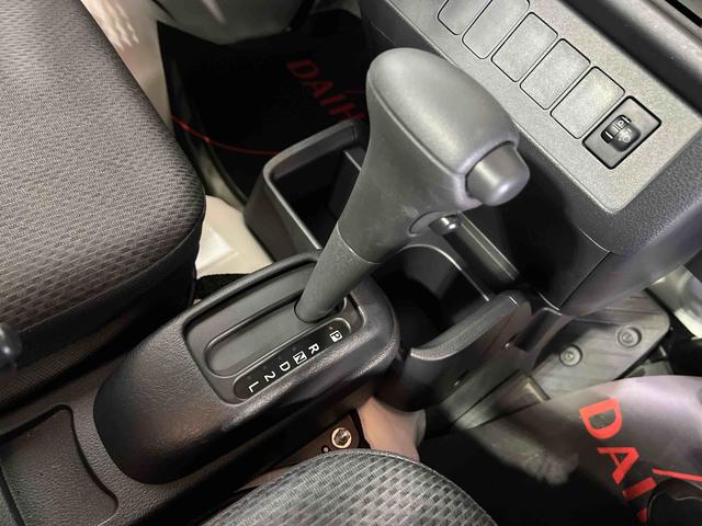 ハイゼットトラック スタンダード エアコン・パワステレス 認定中古車 AT CDラジオ マニュアルエアコン ハロゲンヘッドライト ドアバイザー(20枚目)