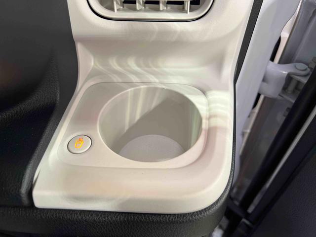 ムーヴキャンバス ストライプスG 純正ナビ TV パノラマカメラ ホッとカップホルダー キーフリーシステム シートヒーター オートエアコン 認定中古車 CVT(19枚目)