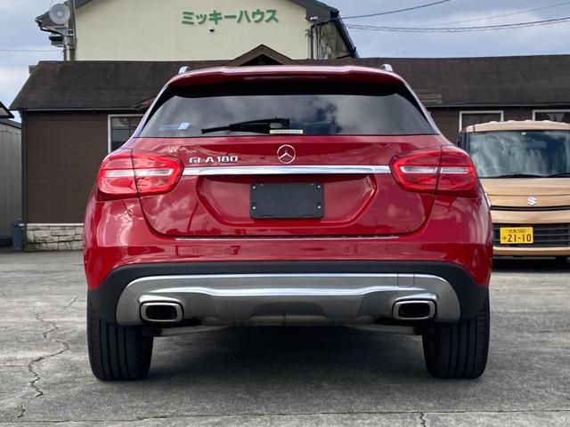 ＧＬＡクラス ＧＬＡ１８０　レーダーセーフティーパッケージ　レーダークルーズコントロール　ナビ　フルセグＴＶ　バックカメラ　ＥＴＣ　ＢＳＭ　ハーフレザーシート　パワーシート　シートヒーター　ドライブレコーダー　パワーバックドア（7枚目）