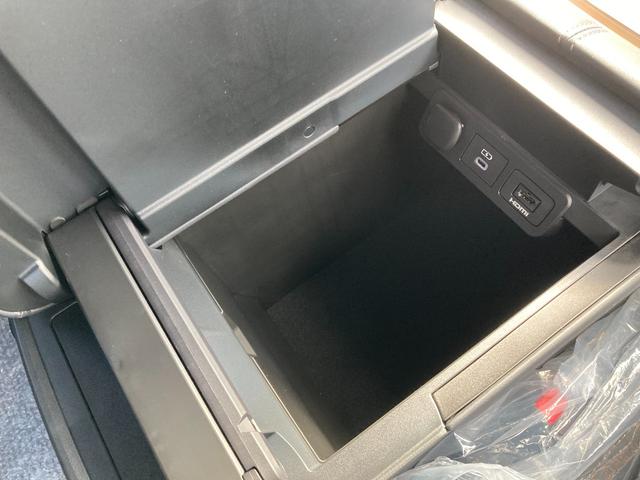 アルファード Ｚ　ワンオーナ／衝突軽減／ＢＳＭ／デジタルインナーミラー／左右独立ムーンルーフ／両側パワースライドドア／レーダークルーズ／コーナーセンサ／全周囲カメラ／パワーバックドア／ＥＴＣ／ＴＶ（60枚目）