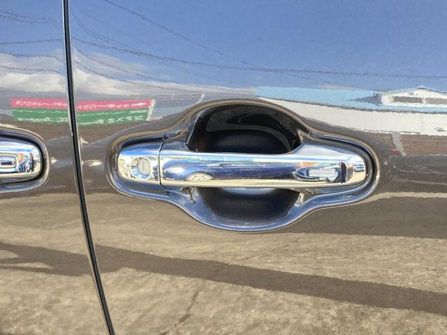 アルファード ２．５Ｘ　両側電動スライドドア　衝突軽減装置　純正ナビ　レーダークルーズコントロール　バックカメラ　Ｂｌｕｅｔｏｏｔｈ　ＥＴＣ　ＬＥＤヘッドライト　ＬＥＤフォグライト　クリアランスソナー　ドライブレコーダー（16枚目）