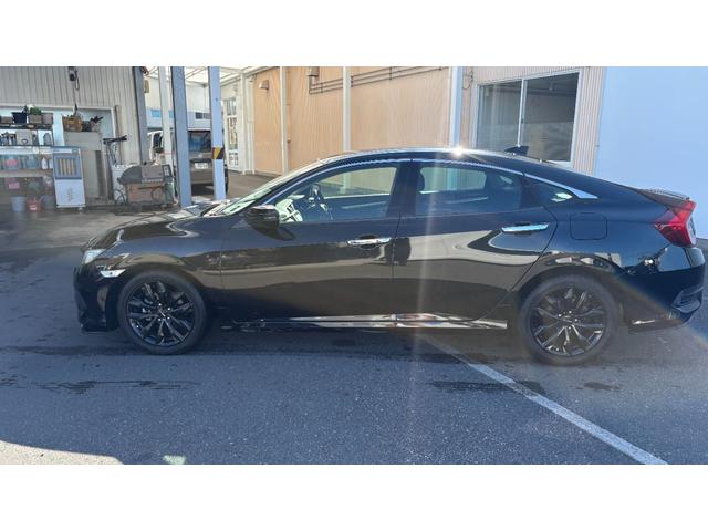 シビック セダンホンダセンシング(5枚目)