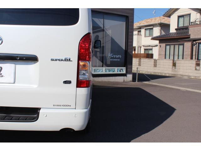 ハイエースバン ロングスーパーGL ダークプライムS 2800ディーゼル■メーカーOP:パノラミックビューモニター:デジタルインナーミラー■運転席・助手席エアバック■LEDヘッドライト■両側パワースライドドア■リヤクーラー&リヤヒーター■登録済未使用車(13枚目)