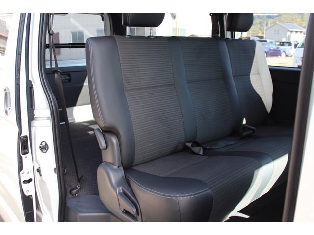 ハイエースバン ロングスーパーGL ダークプライムS 2800ディーゼル■メーカーOP:パノラミックビューモニター:デジタルインナーミラー■運転席・助手席エアバック■LEDヘッドライト■両側パワースライドドア■リヤクーラー&リヤヒーター■登録済未使用車(21枚目)