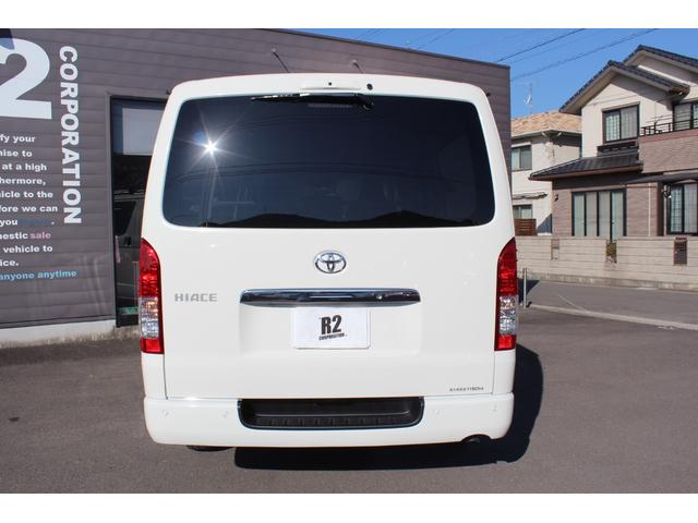ハイエースバン ロングDX GLパッケージ 2800ccディーゼル ■メーカーOP:LEDヘッドライト■パノラミックビューモニター■デジタルインナーミラー■リヤクーラー■メーカーOP:リヤヒーター■登録済未使用車(9枚目)