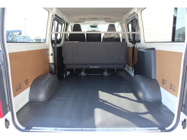 ハイエースバン ロングDX GLパッケージ 2800ccディーゼル ■メーカーOP:LEDヘッドライト■パノラミックビューモニター■デジタルインナーミラー■リヤクーラー■メーカーOP:リヤヒーター■登録済未使用車(21枚目)