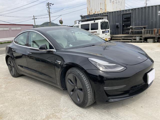 モデル３ ロングレンジ　ＡＷＤ　ワンオーナー車　ブラックレザーシート　サンルーフ　バックカメラ　ＥＴＣ（6枚目）
