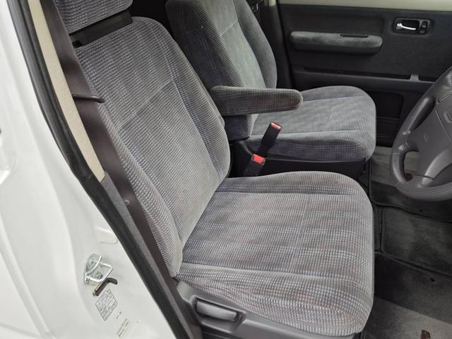 ステップワゴン キャンピングカー ウォークスルー フルフラット テレビ テーブル バックカメラ 3列シート ETC 4WD キーレスエントリー(36枚目)