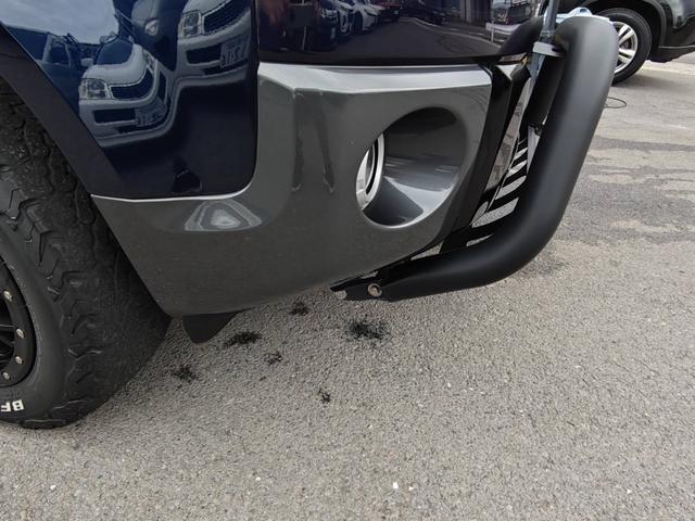 デリカD:5 G パワーパッケージ バックカメラ 後席モニタ スマートキー ETC 両側電動スライドドア オートクルーズコントロール レーンアシスト HID 寒冷地仕様 3列シート ナビ テレビ CD DVD ウォークスルー(28枚目)