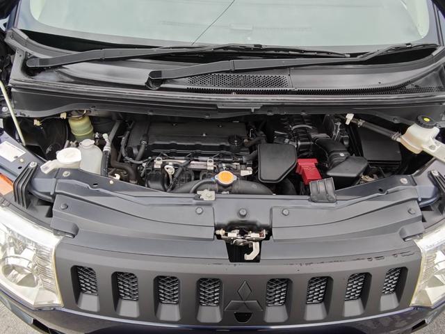 デリカD:5 G パワーパッケージ バックカメラ 後席モニタ スマートキー ETC 両側電動スライドドア オートクルーズコントロール レーンアシスト HID 寒冷地仕様 3列シート ナビ テレビ CD DVD ウォークスルー(32枚目)