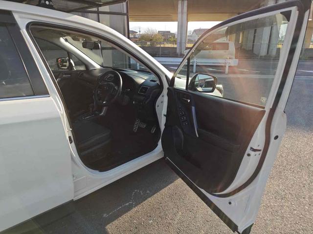 すぐにご来店頂けない場合や遠方にお住まいの方、車両状態の詳細が知りたい方はお気軽にご連絡下さい♪