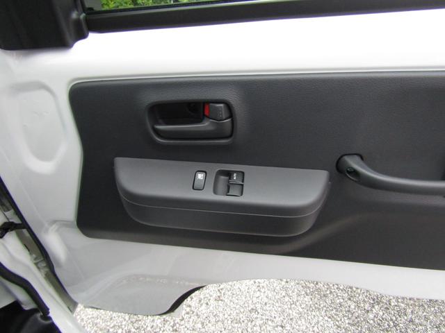 キャリイトラック KCエアコン・パワステ 届出済未使用車 スズキセーフティサポート非装着車 3方開 2WD 4AT キ-レス エアコン パワステ パワ-ウィンドウ 集中ドアロック 両席エアバッグ ABS 衝突安全ボディ(3枚目)