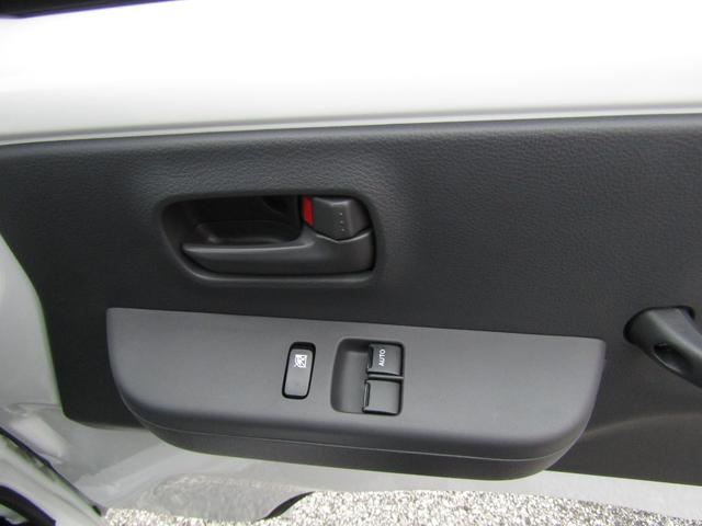 キャリイトラック KCエアコン・パワステ 届出済未使用車 スズキセーフティサポート非装着車 3方開 2WD 4AT キ-レス エアコン パワステ パワ-ウィンドウ 集中ドアロック 両席エアバッグ ABS 衝突安全ボディ(4枚目)