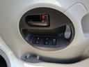 　ウェルキャブ　助手席リフトアップシート　Ａタイプ　手動車いす用収納装置　電動式無し　福祉車両　助手席回転シート　スマートキー　オートエアコン　ＣＤ（25枚目）