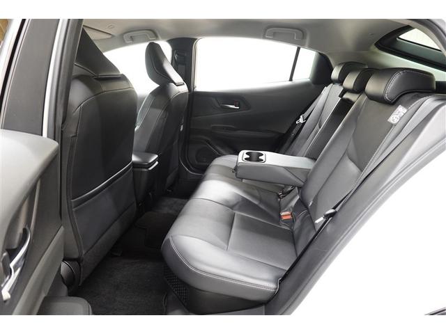 愛媛トヨタでは愛媛県内東予・中予・南予８店舗で中古車を展示しております。もちろん自社整備工場にてメンテナンスやアフターサービスまでプロのスタッフが対応いたします。お困りのことは何でもご相談ください！