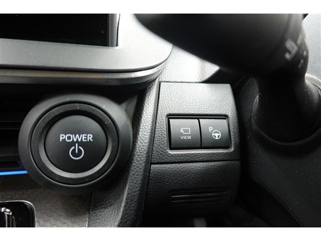 スマートキーを携帯していればキーを取り出さずにドアを施錠＆解錠。クルマの始動も可能です。