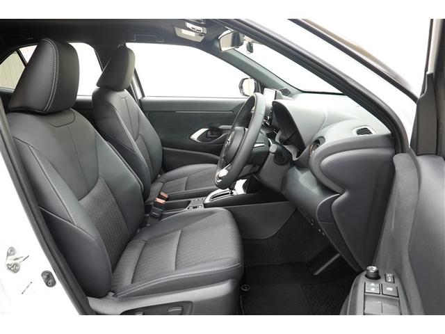 ヤリスクロス ハイブリッドＺ　フルセグ　メモリーナビ　バックカメラ　衝突被害軽減システム　ＥＴＣ　ドラレコ　ＬＥＤヘッドランプ　フルエアロ　記録簿（7枚目）