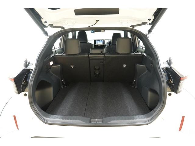 ヤリスクロス ハイブリッドＺ　フルセグ　メモリーナビ　バックカメラ　衝突被害軽減システム　ＥＴＣ　ドラレコ　ＬＥＤヘッドランプ　フルエアロ　記録簿（11枚目）