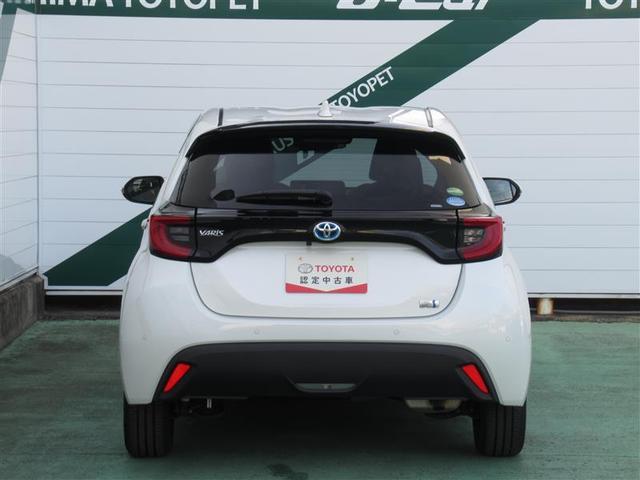 ヤリス ハイブリッドＺ　フルセグ　メモリーナビ　ＤＶＤ再生　ミュージックプレイヤー接続可　バックカメラ　衝突被害軽減システム　ＥＴＣ　ドラレコ　ＬＥＤヘッドランプ　ワンオーナー（6枚目）