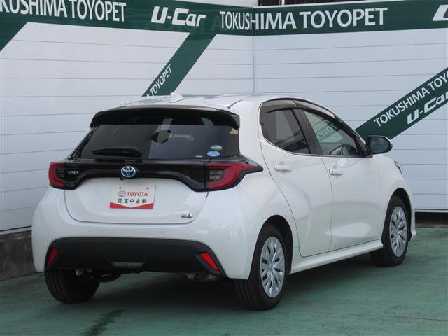 ヤリス ハイブリッドＺ　フルセグ　メモリーナビ　ＤＶＤ再生　ミュージックプレイヤー接続可　バックカメラ　衝突被害軽減システム　ＥＴＣ　ドラレコ　ＬＥＤヘッドランプ　ワンオーナー（8枚目）