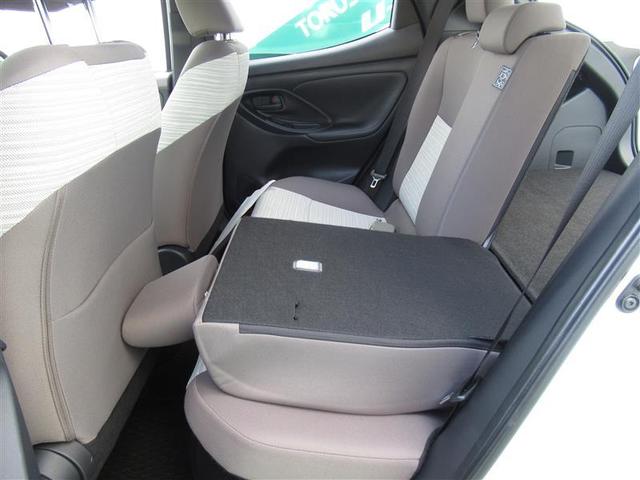 ヤリス ハイブリッドＺ　フルセグ　メモリーナビ　ＤＶＤ再生　ミュージックプレイヤー接続可　バックカメラ　衝突被害軽減システム　ＥＴＣ　ドラレコ　ＬＥＤヘッドランプ　ワンオーナー（30枚目）