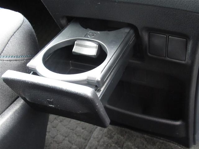 ヴォクシー ZS メモリーナビ DVD再生 後席モニター バックカメラ ETC 電動スライドドア LEDヘッドランプ ウオークスルー 乗車定員7人 3列シート アイドリングストップ(18枚目)