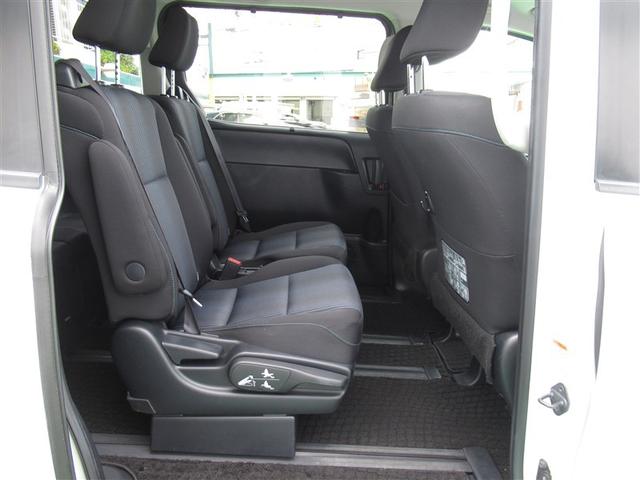 ヴォクシー ZS メモリーナビ DVD再生 後席モニター バックカメラ ETC 電動スライドドア LEDヘッドランプ ウオークスルー 乗車定員7人 3列シート アイドリングストップ(20枚目)