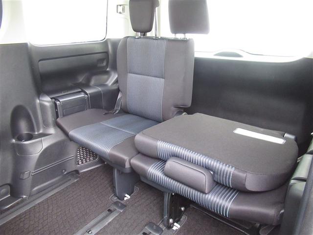 ヴォクシー ZS メモリーナビ DVD再生 後席モニター バックカメラ ETC 電動スライドドア LEDヘッドランプ ウオークスルー 乗車定員7人 3列シート アイドリングストップ(25枚目)