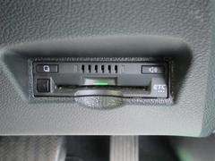 プリウス ＳセーフティプラスＩＩ　フルセグ　メモリーナビ　ＤＶＤ再生　バックカメラ 1300871A20251214T003 3