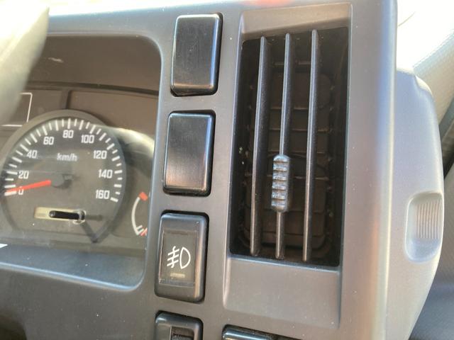 エルフトラック 2t ロング 低床 荷台鉄板張り 5速マニュアル セイコーラック ロープ穴4対 坂道発進補助 ETC(35枚目)