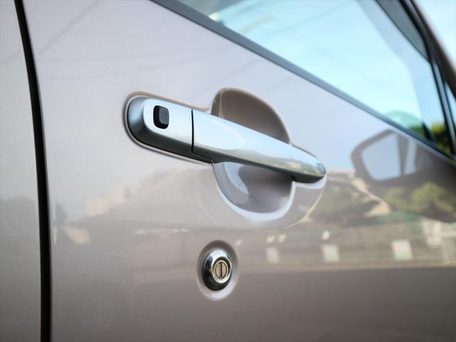 ムーヴ X SA /車検整備付き/全国対応1年保証付き/試運転済み/全席シート洗浄済み/新品バッテリー交換/衝突回避支援ブレーキ/地デジナビ/バックカメラ/プッシュスタート/スマートキー/オートライト/取扱説明書(32枚目)