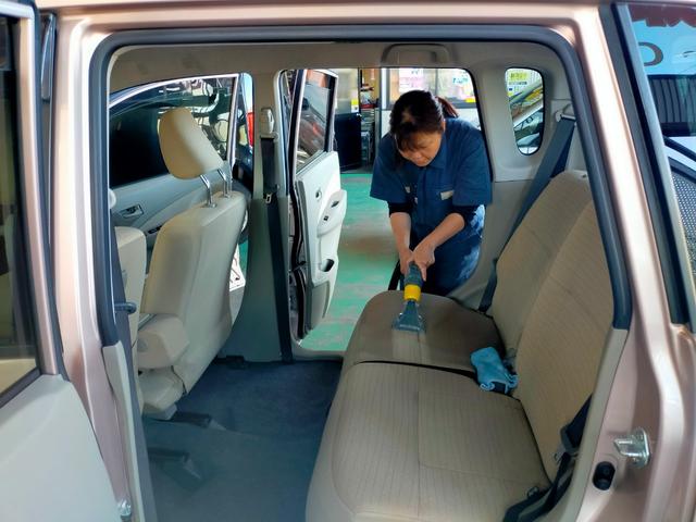 ムーヴ X SA /車検整備付き/全国対応1年保証付き/試運転済み/全席シート洗浄済み/新品バッテリー交換/衝突回避支援ブレーキ/地デジナビ/バックカメラ/プッシュスタート/スマートキー/オートライト/取扱説明書(69枚目)