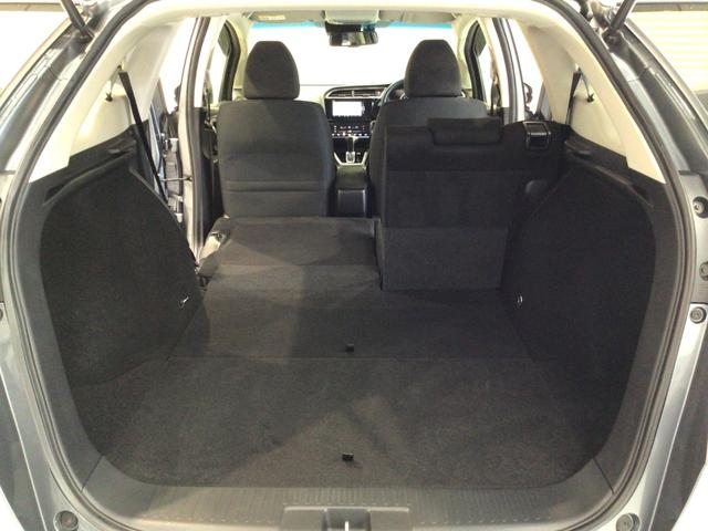 シャトル Gホンダセンシング LED・フルセグ・メモリナビ・DVD・バックカメラ・ECONスイッチ・ETC(13枚目)