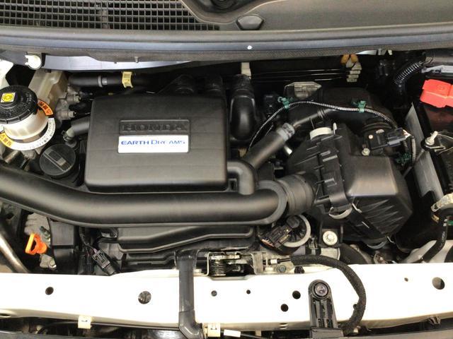 【ピカピカクリーニング】ボディ廻りはもちろん室内・シート・エンジンルーム・トランクルームなど隅々まで専門スタッフが徹底的にクリーニングし磨き上げました☆綺麗なお車で快適なドライブをお楽しみ下さい