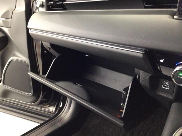 ヴェゼル ｅ：ＨＥＶＺ　ＬＥＤ・フルセグ・メモリナビ・ＤＶＤ・ＣＤ・バックカメラ・純正ＡＷ・ＥＴＣ（33枚目）