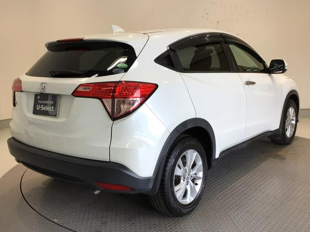 ヴェゼル Ｘ　ＬＥＤ・ワンセグ・メモリナビ・ＤＶＤ・ＣＤ・バックカメラ・純正ＡＷ・ＥＴＣ（4枚目）