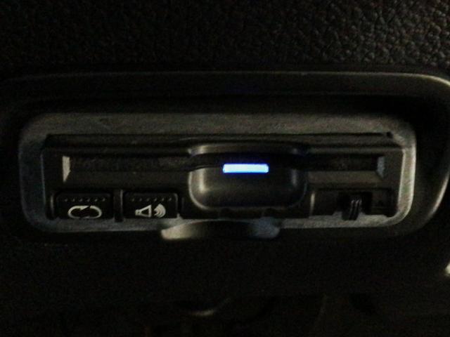 ヴェゼル Ｘ　ＬＥＤ・ワンセグ・メモリナビ・ＤＶＤ・ＣＤ・バックカメラ・純正ＡＷ・ＥＴＣ（10枚目）