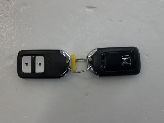 ヴェゼル Ｘ　ＬＥＤ・ワンセグ・メモリナビ・ＤＶＤ・ＣＤ・バックカメラ・純正ＡＷ・ＥＴＣ（19枚目）