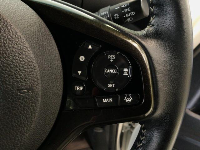 N-BOXカスタム G・EXターボホンダセンシング LED・フルセグ・メモリナビ・DVD・CD・バックカメラ・純正AW・ETC(5枚目)