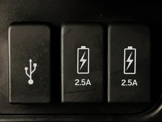 N-BOXカスタム G・EXターボホンダセンシング LED・フルセグ・メモリナビ・DVD・CD・バックカメラ・純正AW・ETC(10枚目)