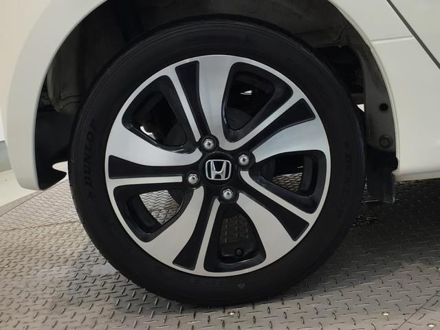 N-ONE プレミアムツアラー・Lパッケージ HID・CD付ディスプレイオーディオ・バックカメラ・純正AW・ETC(12枚目)