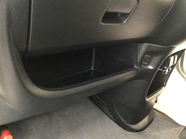 N-ONE プレミアムツアラー・Lパッケージ HID・CD付ディスプレイオーディオ・バックカメラ・純正AW・ETC(32枚目)