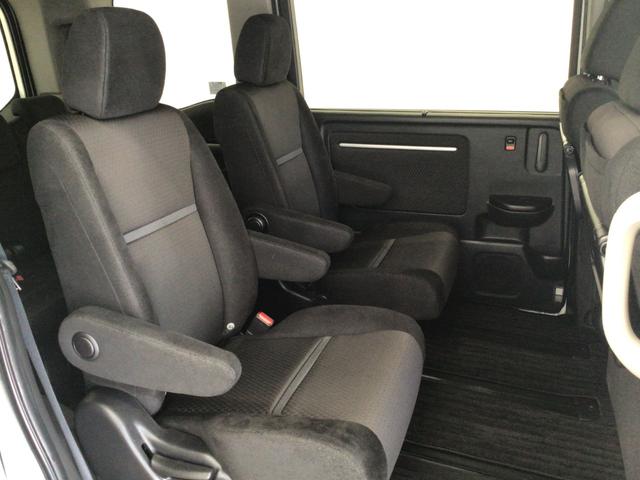 ステップワゴンスパーダ スパーダホンダセンシング LED・フルセグ・メモリナビ・DVD・CD・バックカメラ・純正AW・ETC(14枚目)