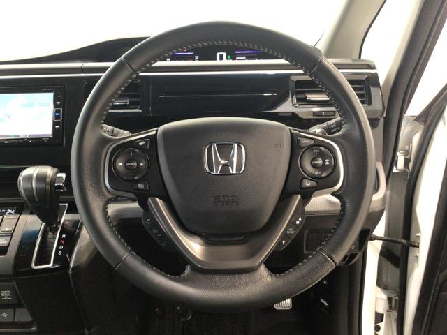 ステップワゴンスパーダ スパーダホンダセンシング LED・フルセグ・メモリナビ・DVD・CD・バックカメラ・純正AW・ETC(17枚目)